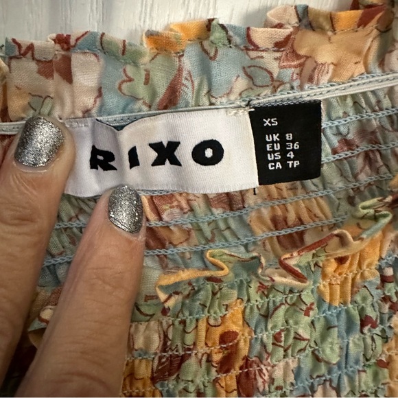 Rixo Polly Floral Smocked Top Xsmall - Picture 7 of 11
